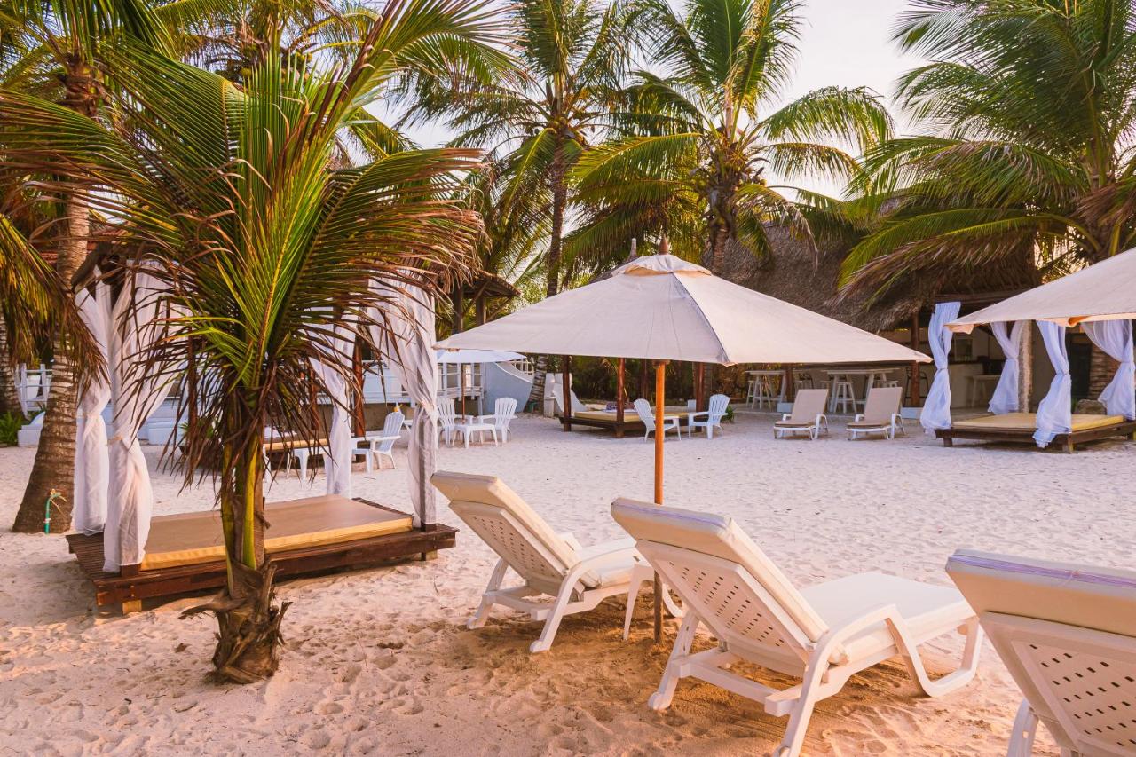 Servicios de Marine Beach Club & Hotel